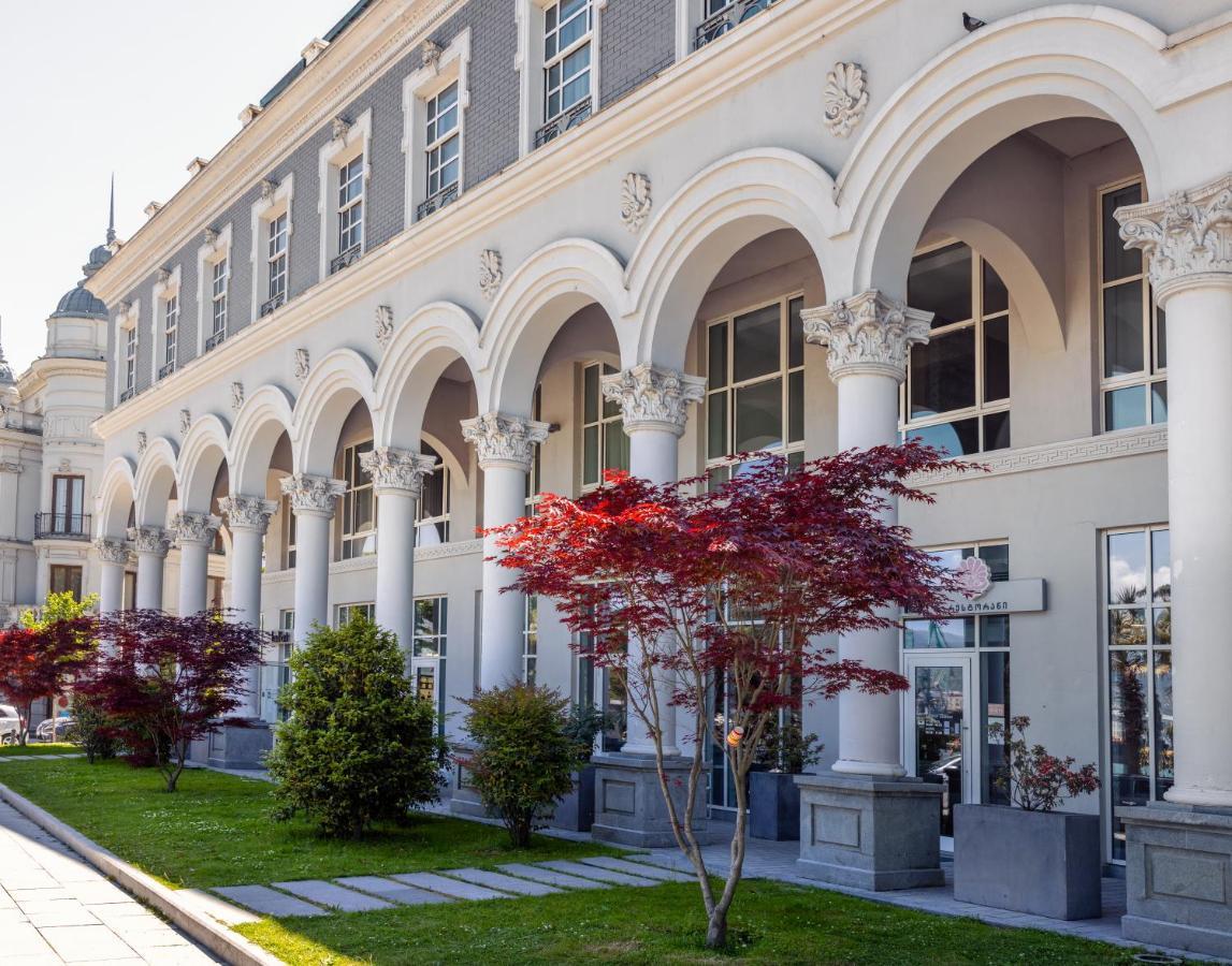 Le Port Boutique Apart Hotel Batumi Exterior foto